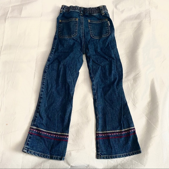 Oshkosh Girl’s Flare Jean with embroidery Size 6X - Picture 4 of 8